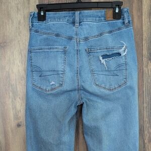 American Eagle Next Level Stretch Curvy Hi Rise Distressed Patch Jegging 6  M173